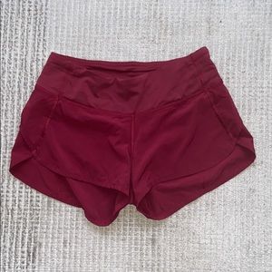 Lululemon run times short